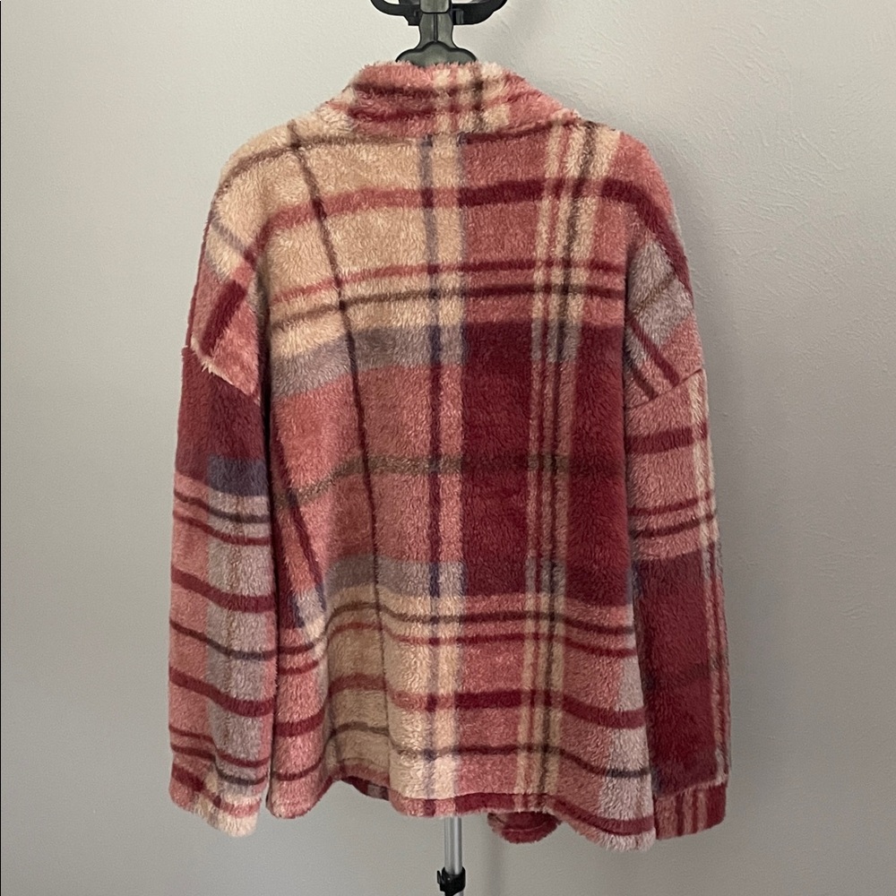 Coco + Carmen Plush Teddy Plaid Jacket in Burgundy and Cream - Picture 7 of 8